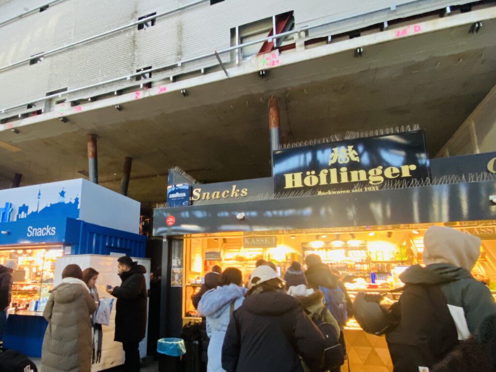 ミュンヘン中央駅　パン屋