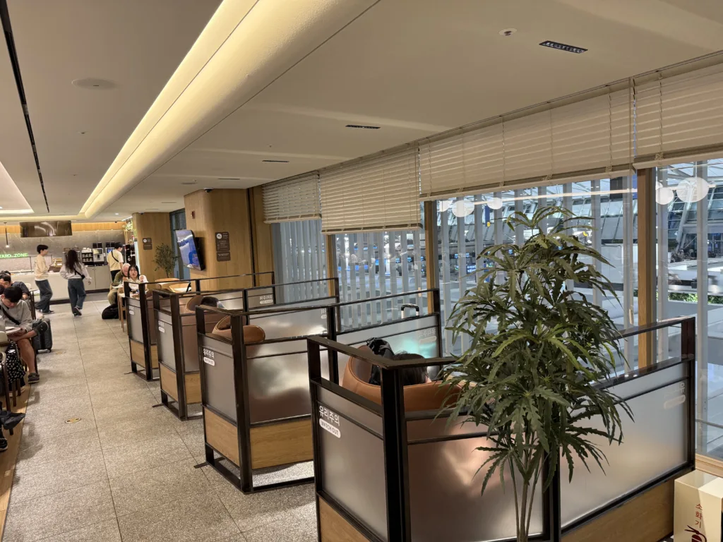 SKY HUB LOUNGE 仁川空港