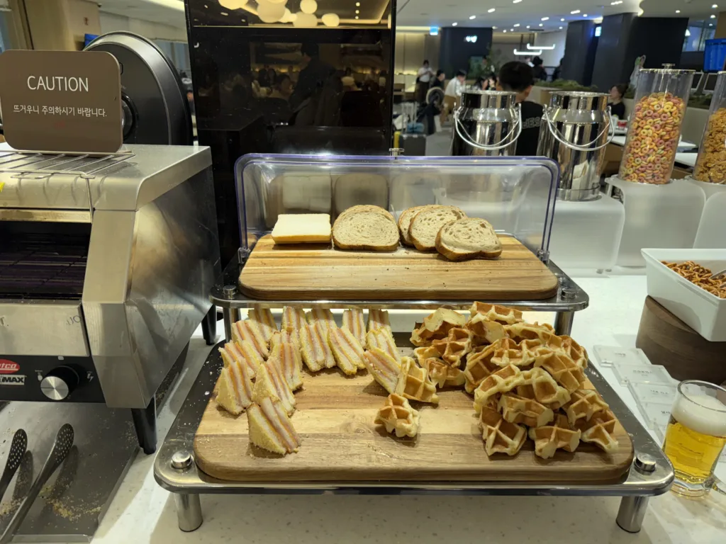 SKY HUB LOUNGE 仁川空港