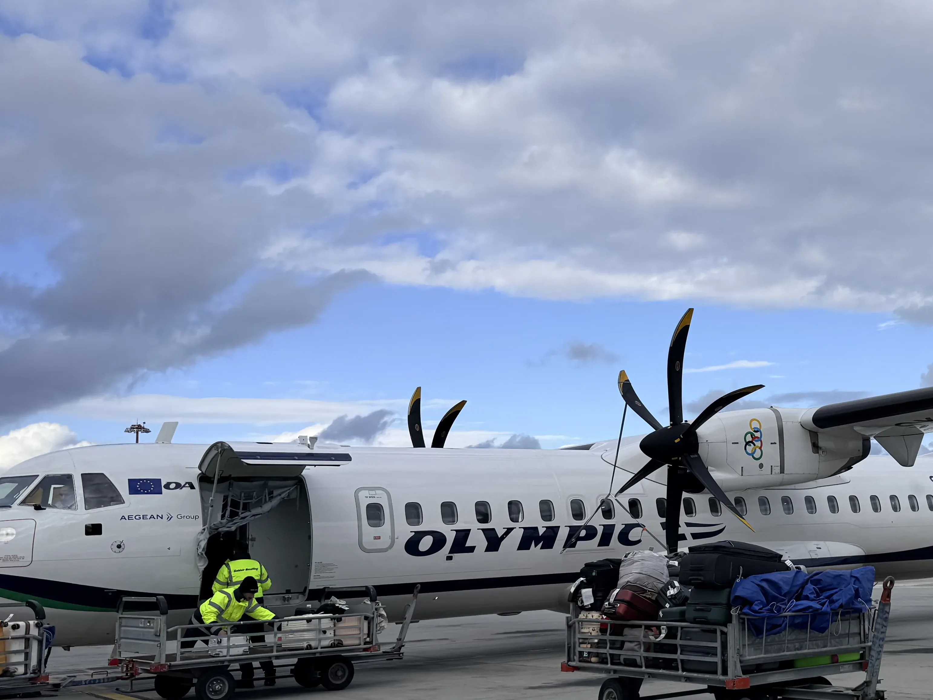 エーゲ航空　サントリーニ島