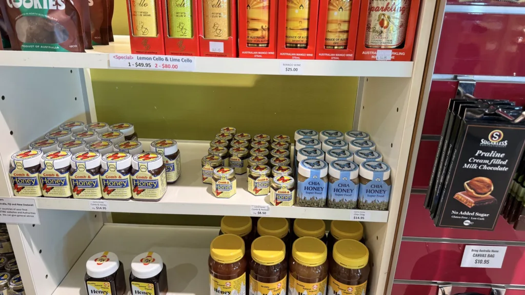 ケアンズ国際空港　お土産