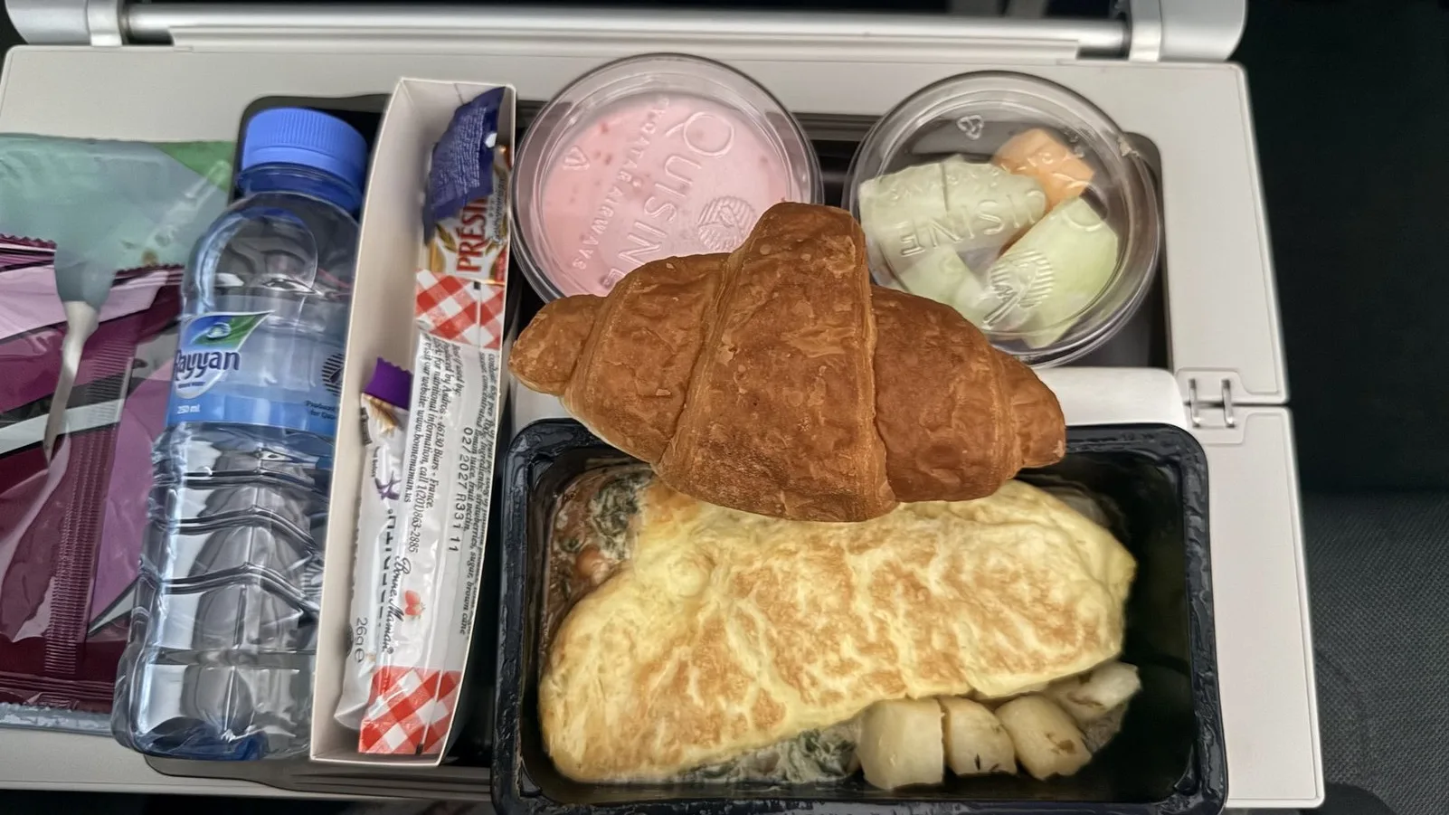 カタール航空　機内食