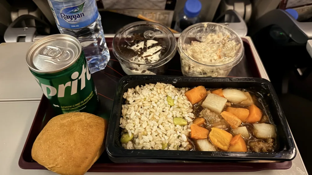 カタール航空　機内食
