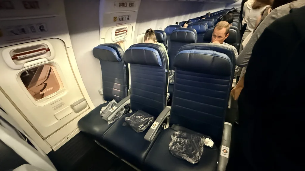 ユナイテッド航空 UA848 座席